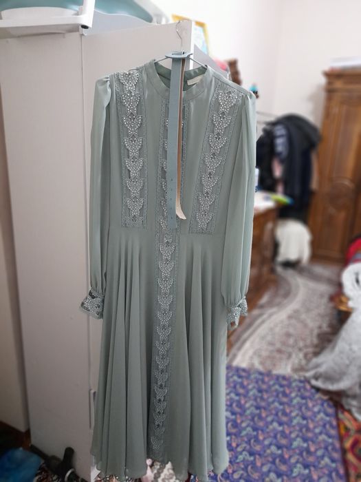 Вечерний куйлак сотилади хар бири 300 мингдан.