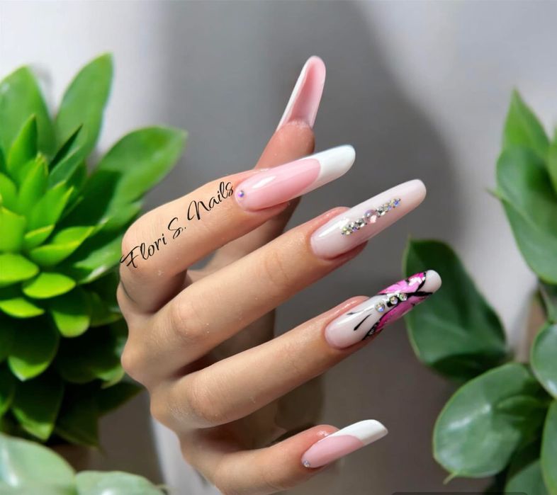 Manichiura /unghii cu gel