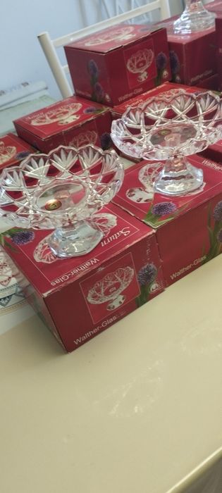 Рубин тусти вазалар