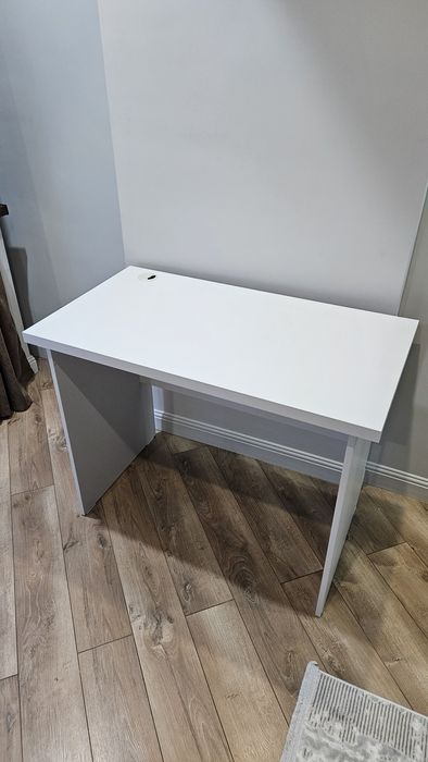 Стол компьютерный