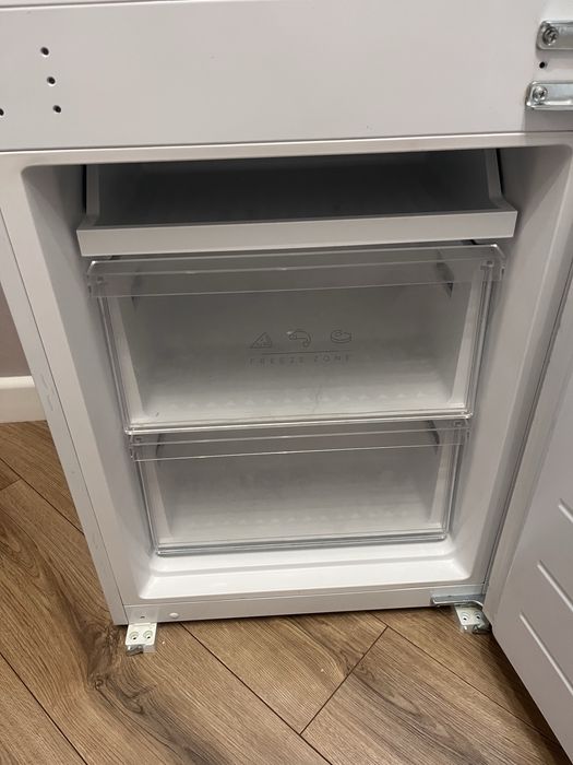 Встраиваемый холодильник ARG AM177NF