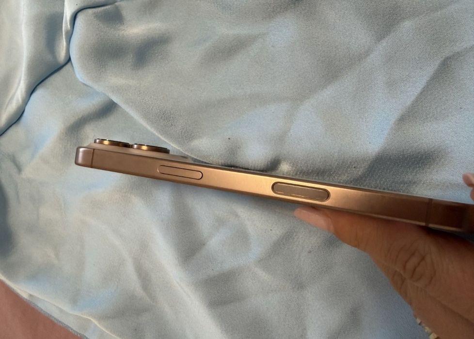 Vând iphon 13 pro