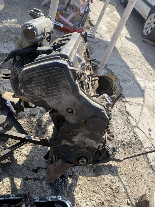 Матор тайота 25 2.2