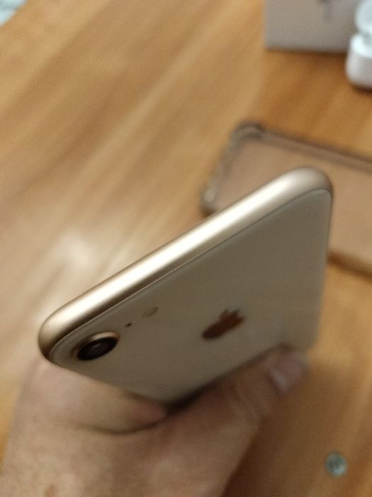 iPhone 8.128gb.+науш