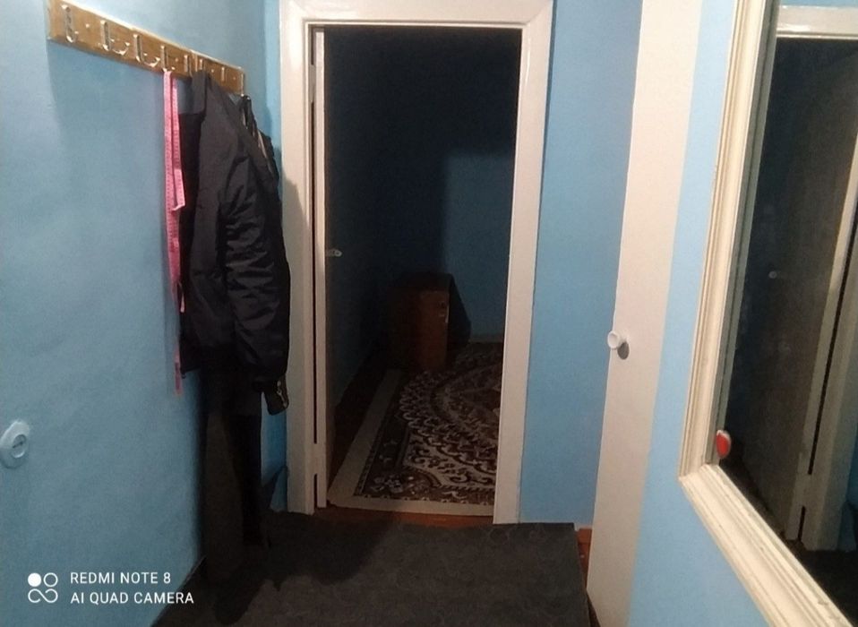 Сдаётся квартира на Чиланзаре 12квартале 2комнатная всем 300у.е