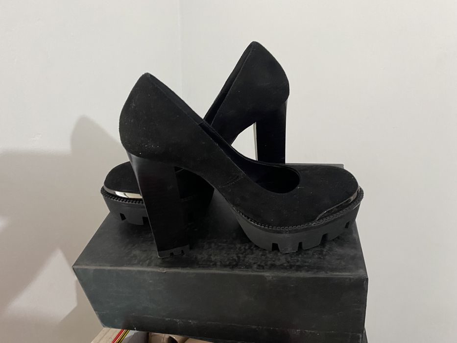 Туфли черные , замшевые