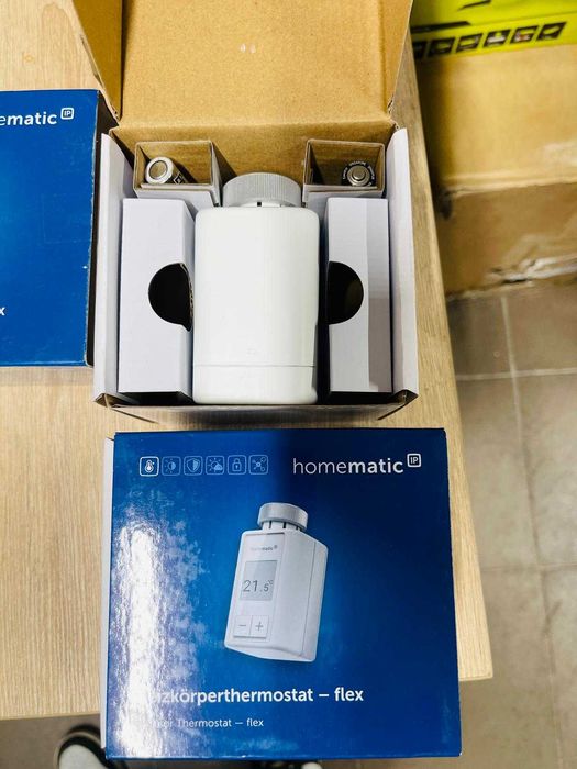 Termostat inteligent pentru calorifer Homematic IP - Flex 160230A0