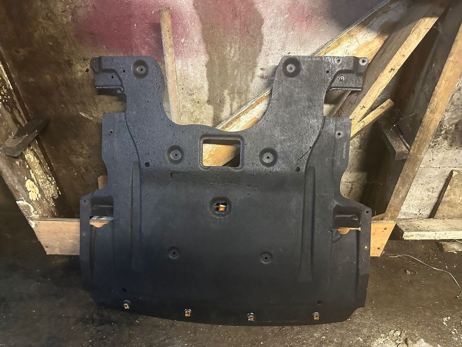 Кори под двигателя БМВ Ф11, 4х4