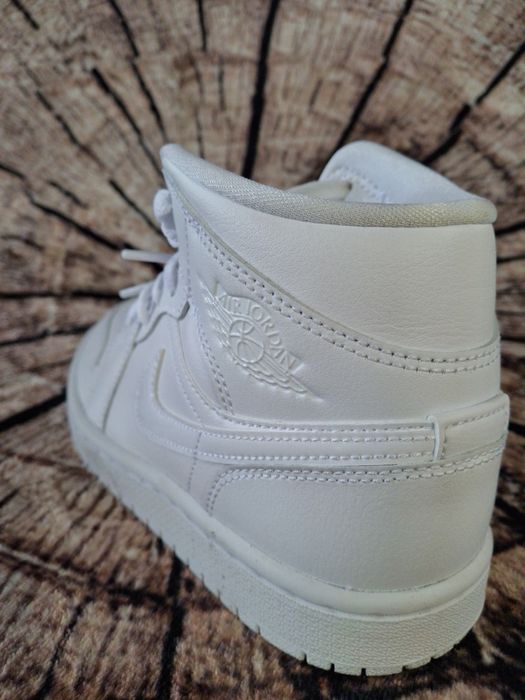 Маратонки Nike Air Jordan 1 Mid Triple White Бели, EU-36.5/UK-3.5