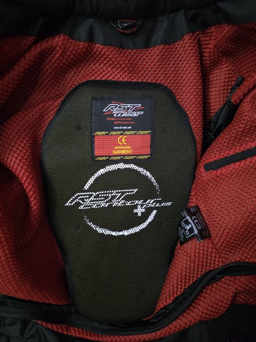 Текстилно яке 
RST Tractech evo R размер 50 S