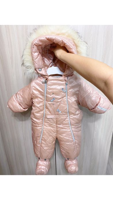 Продаю зимний комбенизон детский