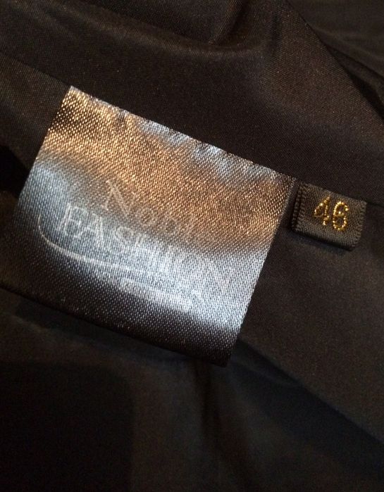 Продается шуба полунорка-полумутон  с капюшоном