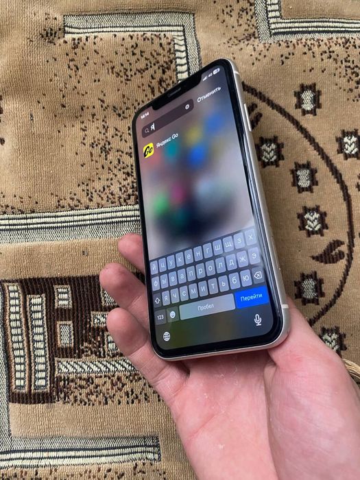 Продам айфон 11 на 128гб