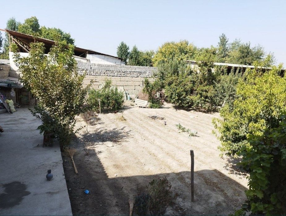 Fargʻona shahar oq ariqda 3.5 sotix yer sotiladi