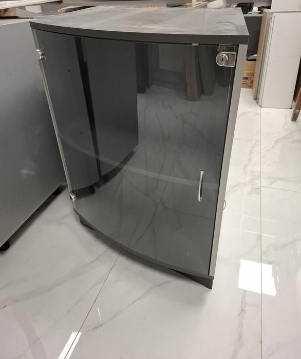 Щандове / Извит щанд