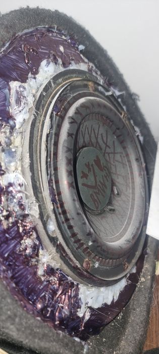 Продам s30 колонку, рабочая, так же продам два сабвуфера, (сабика)