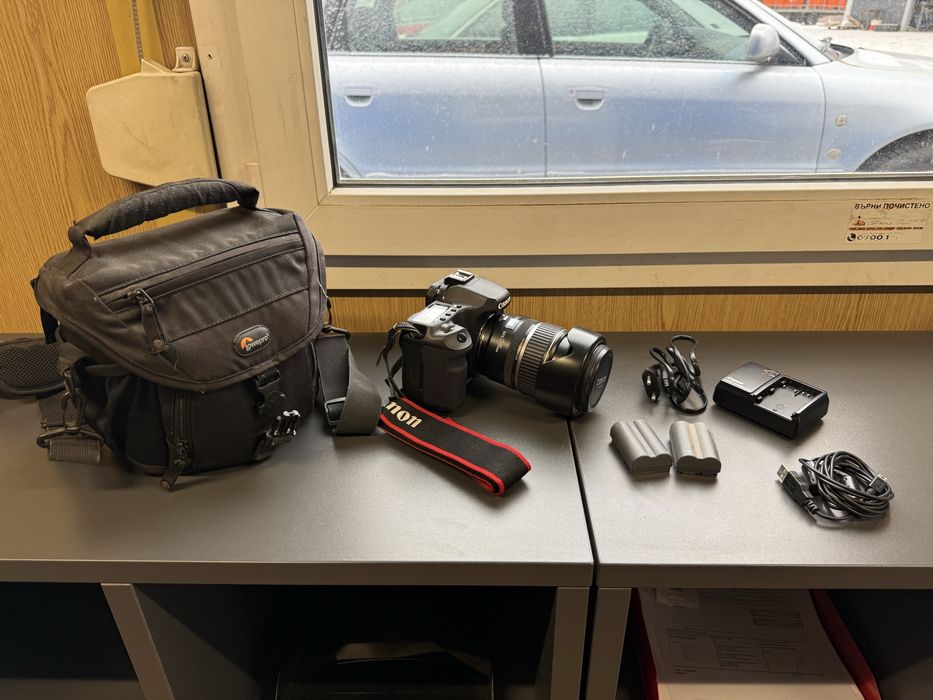 Продавам фотоапарат Canon 50D с обеквтив 17-58мм