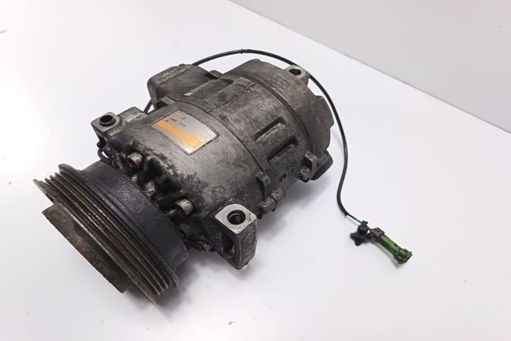 Compresor clima 8D0260808 Volkswagen VW Passat B5 seria
