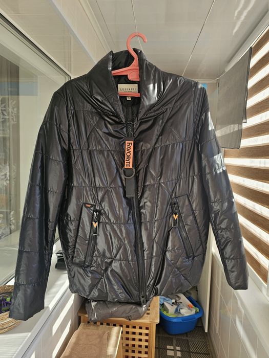 Куртка демисезонная легкая