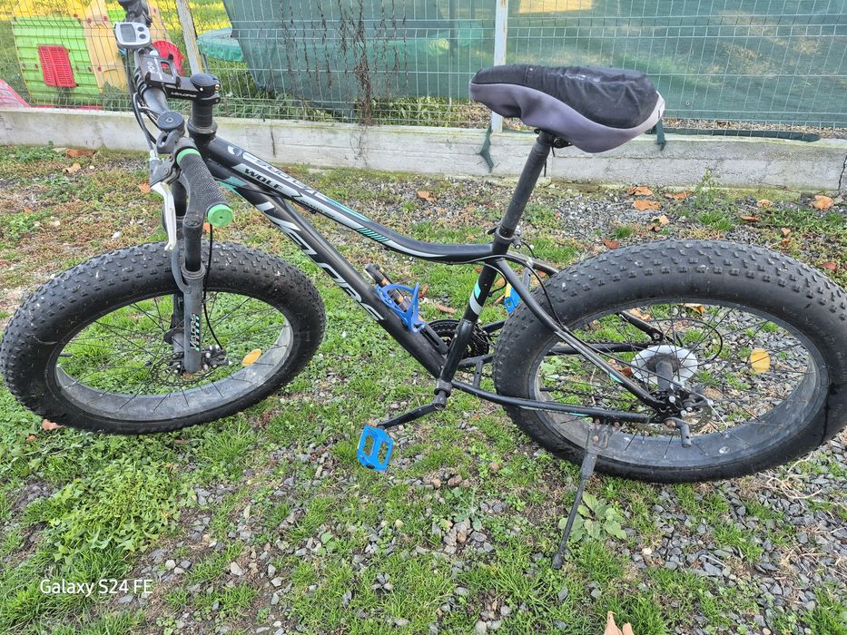 Bicicleta cu roti groase