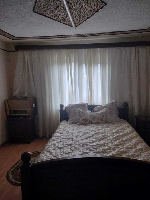 Vanzare Teren intravilan 4971 mp și Casă renovată complet exterior