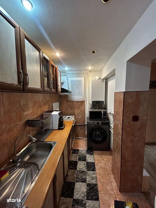Apartament 4 camere, 87 mp utili, etaj 1, Zona Semilina