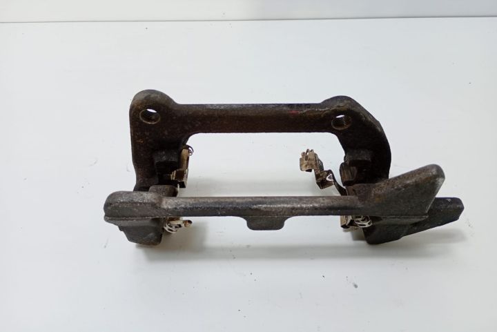 Suport etrier  stanga spate 8K0615425C Audi Q5 8R seria