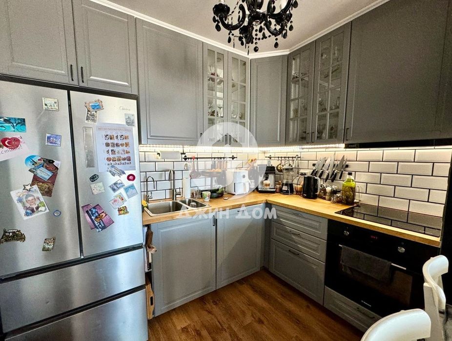 Продава се Тристаен апартамент в Несебър - 96 кв.м за 1667 €/кв.м - Снимка #2