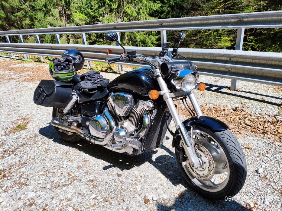 Vând Honda VTX 1800