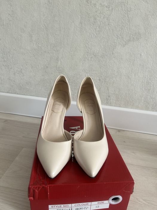 Продам туфли лодочки