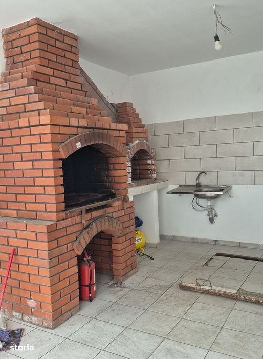 Vila singulara cu 561 mp teren-Crisul Repede Bragadiru