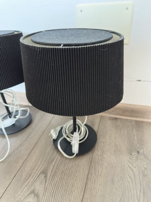 Lampa noptiera si lampa pe picior