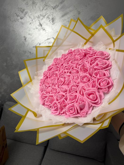 Готови букети от вечни рози 8 март