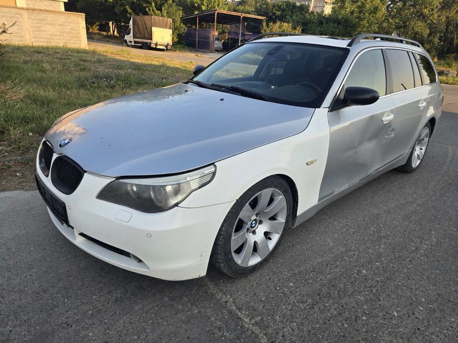 BMW 520d E61 Комби НА ЧАСТИ – Ръчка, Перфектен мотор, Панорама, Въздушно окачване