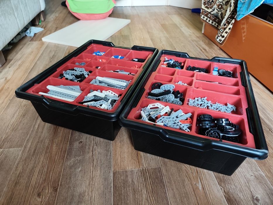 Продам Лего  EV3 , полная комплектация