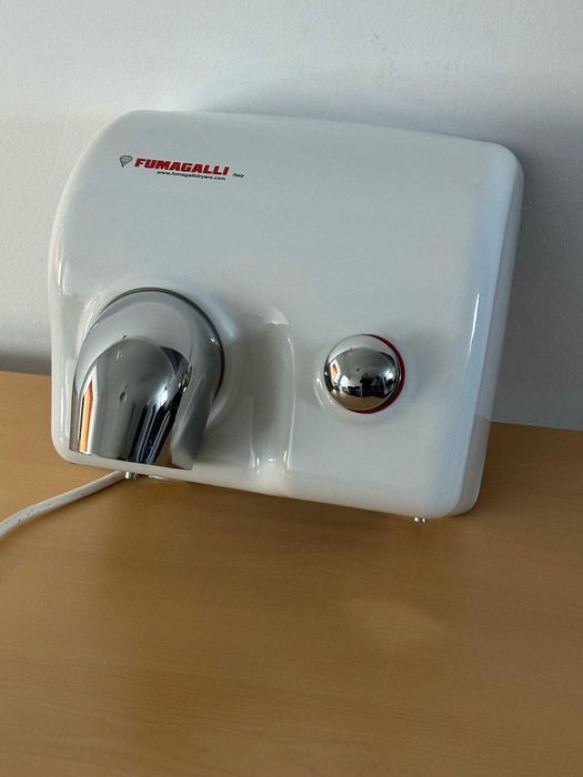 uscator maini aer cald Fumagalli MG88P made in Italy cu buton