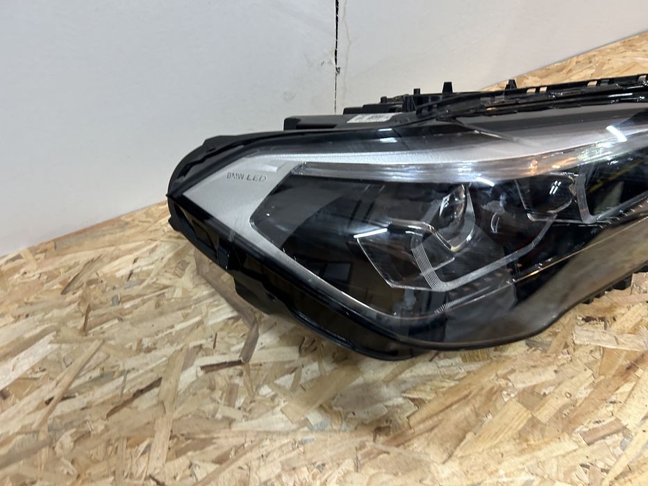 Far dreapta bmw X1 F48 LCI full led  2019-2021
