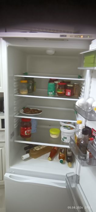 Продам холодильник Атлант