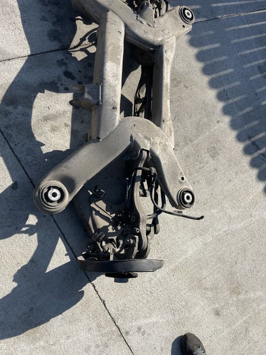 Punte spate Audo A8 d3 stare perfecta completa / brat fuzeta