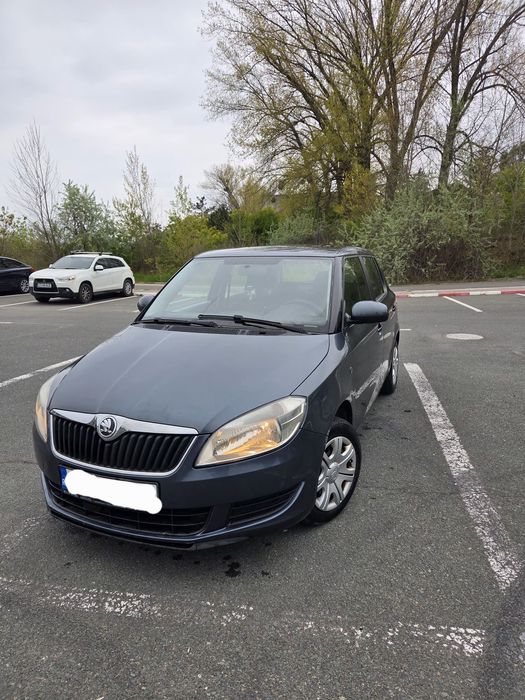 Vând skoda fabia