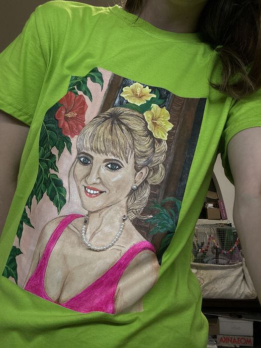 Ръчно рисувани дрехи  за всеки ваш повод