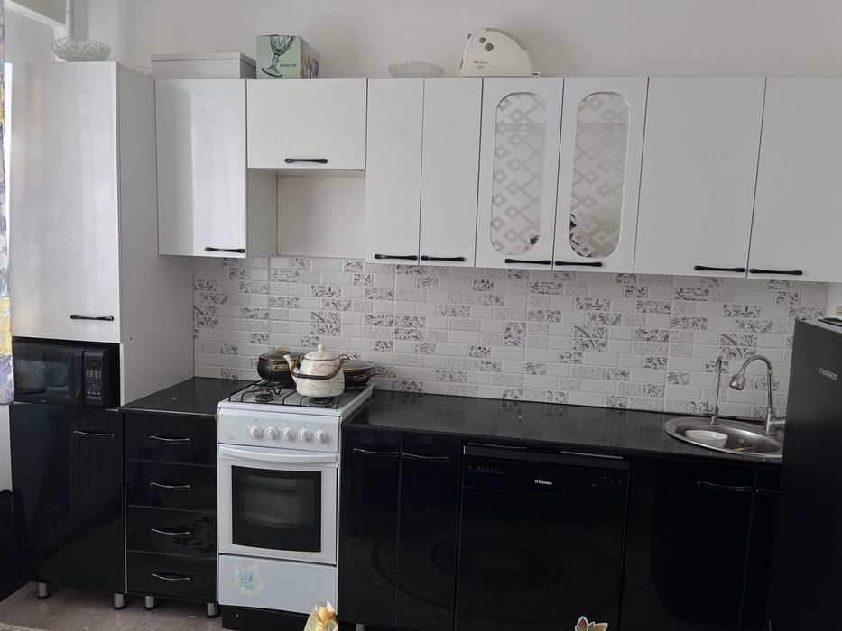 Гарнитур сатылады