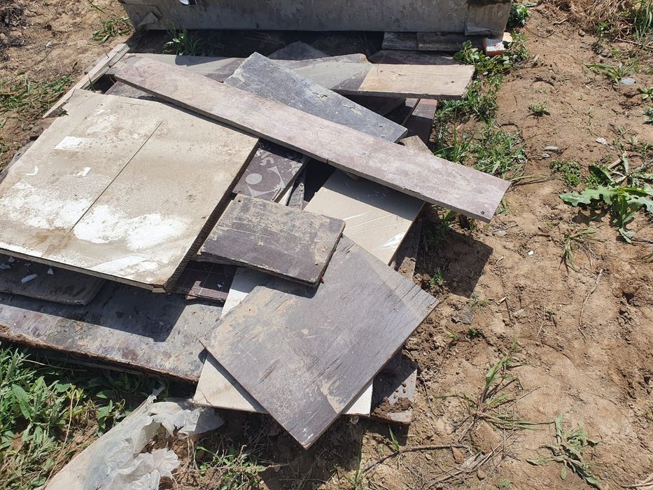 Отдам для опалубки