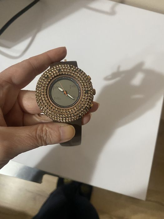 Folli follie часовник оригинален