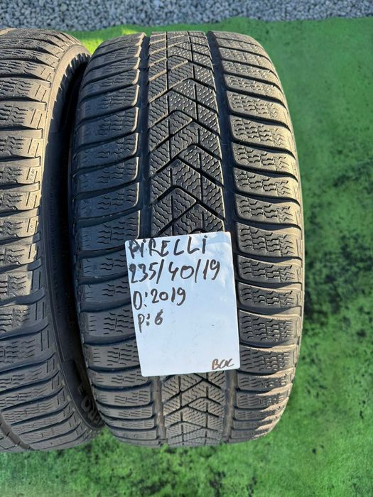 Anvelope Iarna 235/40/19 Pirelli