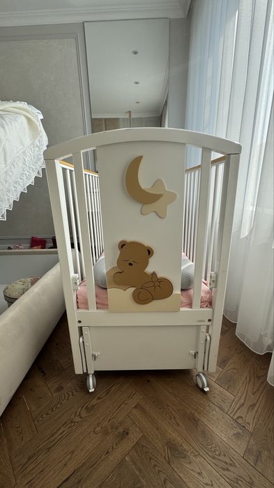 Детская кроватка