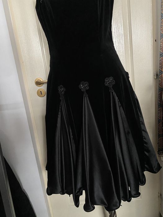Rochie ocazie din catifea și bolero catifea neagră