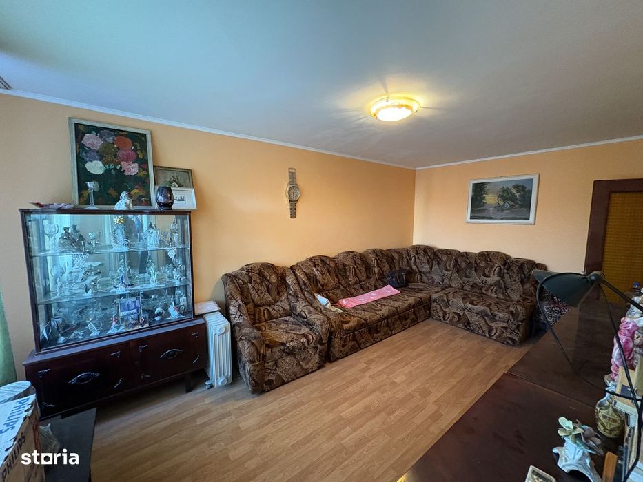 Apartament 3 camere, Lujerului, la 5 minute de metrou, etaj 2