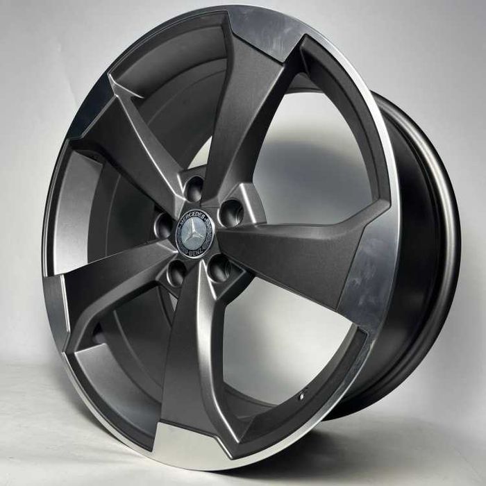 Диски ауди 18/19 размер есть