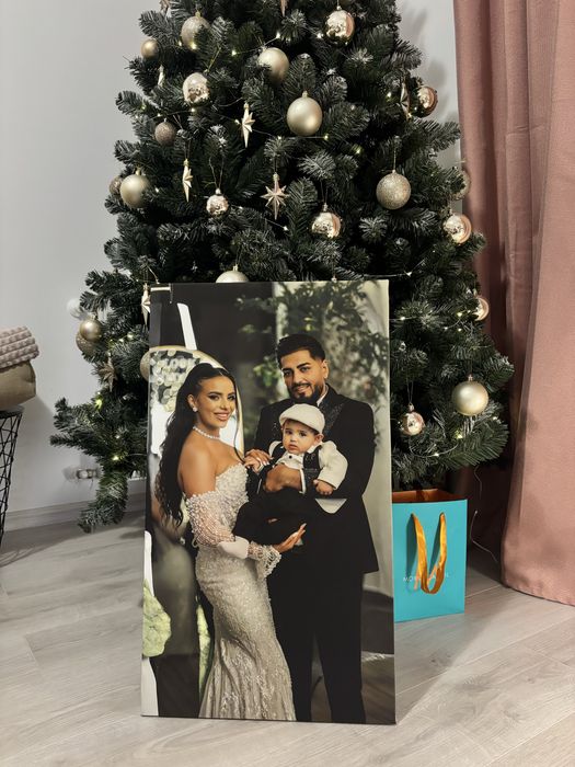 Tablouri - adăugări/eliminări persoane, editări foto, combinări foto.